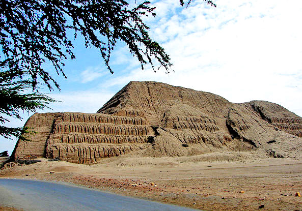 Huaca do Sol, Peru