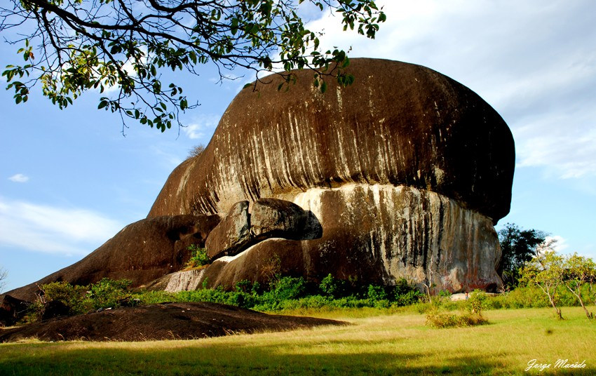 pedra-pintada-pacaraima-roraima