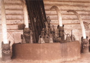 Altar dos ancestrais, bronzes de Benin