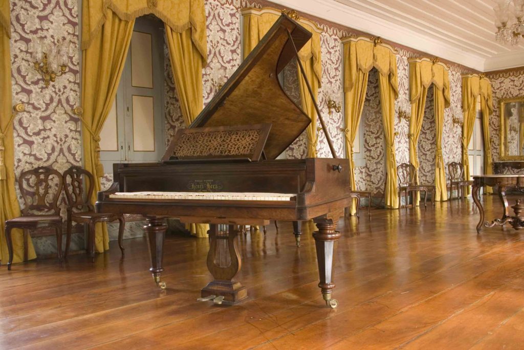 Salão Amarelo, Museu Casa da Hera