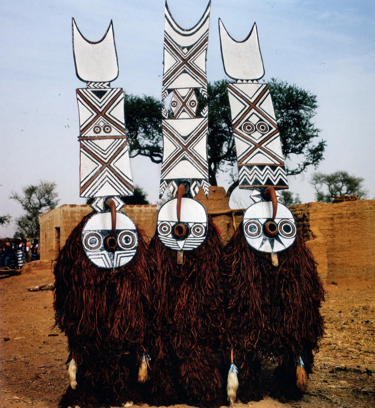 Dançarinos Bwa,Burkina Faso.